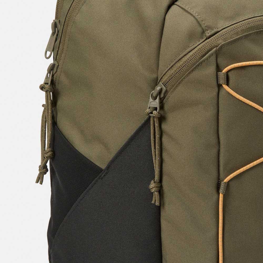 アウトドア 28L バックパック 4