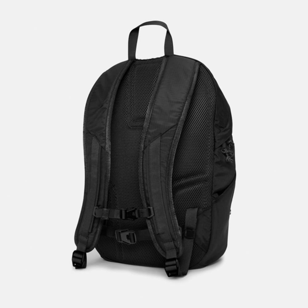 ハイキング パフォーマンス 22L バックパック 3